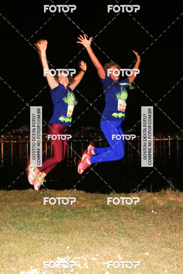 Buy your photos of the eventMarines Night Run on Fotop