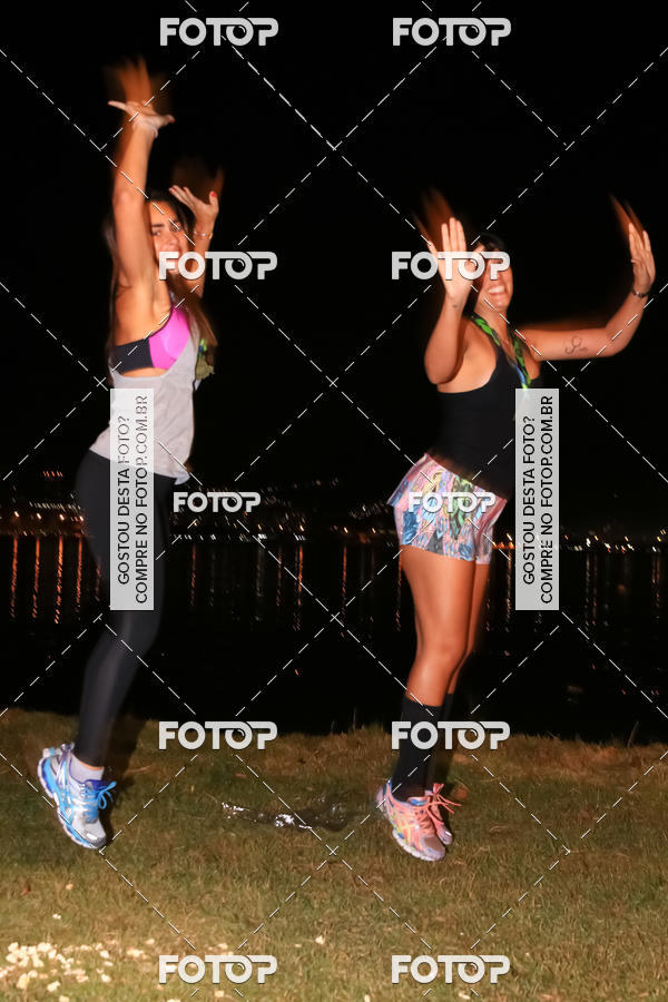 Buy your photos of the eventMarines Night Run on Fotop