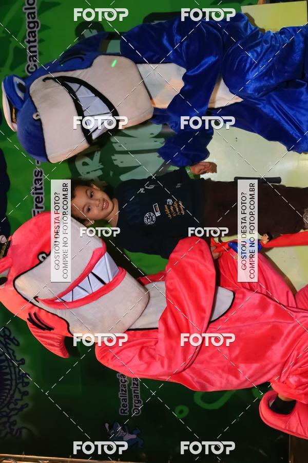 Buy your photos of the eventMarines Night Run on Fotop