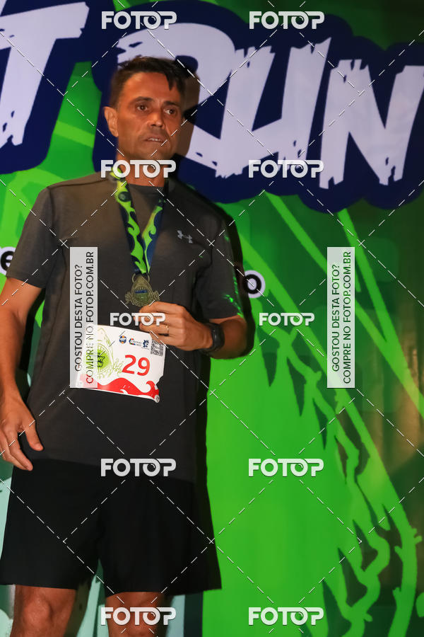 Buy your photos of the eventMarines Night Run on Fotop