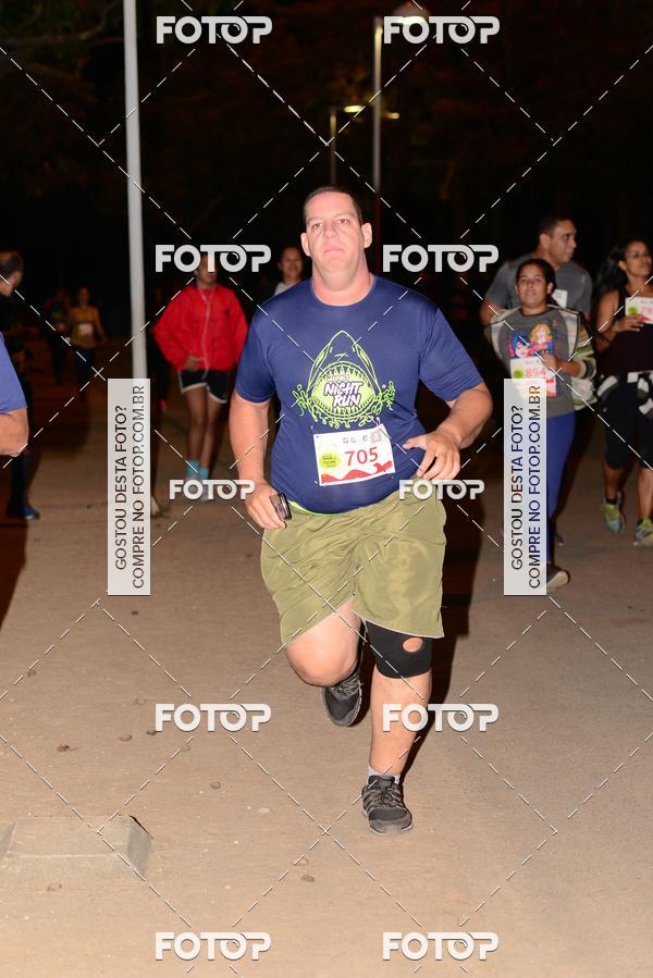Buy your photos of the eventMarines Night Run on Fotop