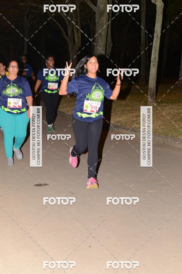 Buy your photos of the eventMarines Night Run on Fotop