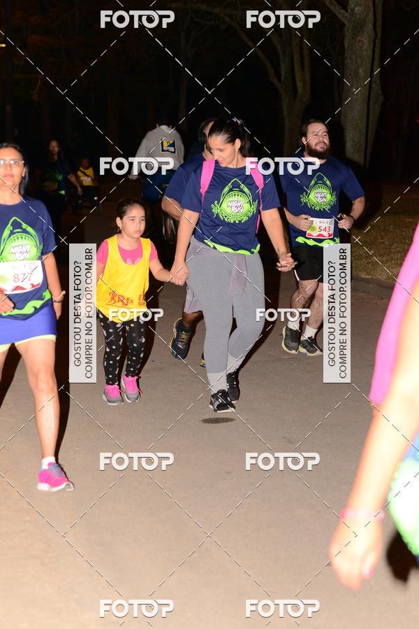 Buy your photos of the eventMarines Night Run on Fotop