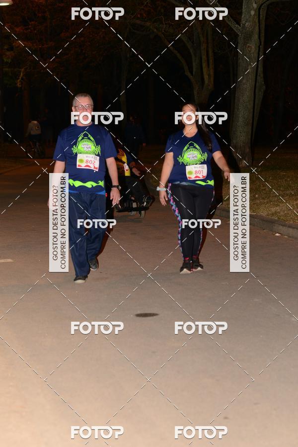 Buy your photos of the eventMarines Night Run on Fotop