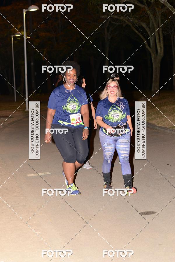 Buy your photos of the eventMarines Night Run on Fotop
