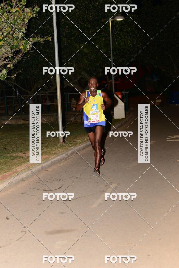 Buy your photos of the eventMarines Night Run on Fotop