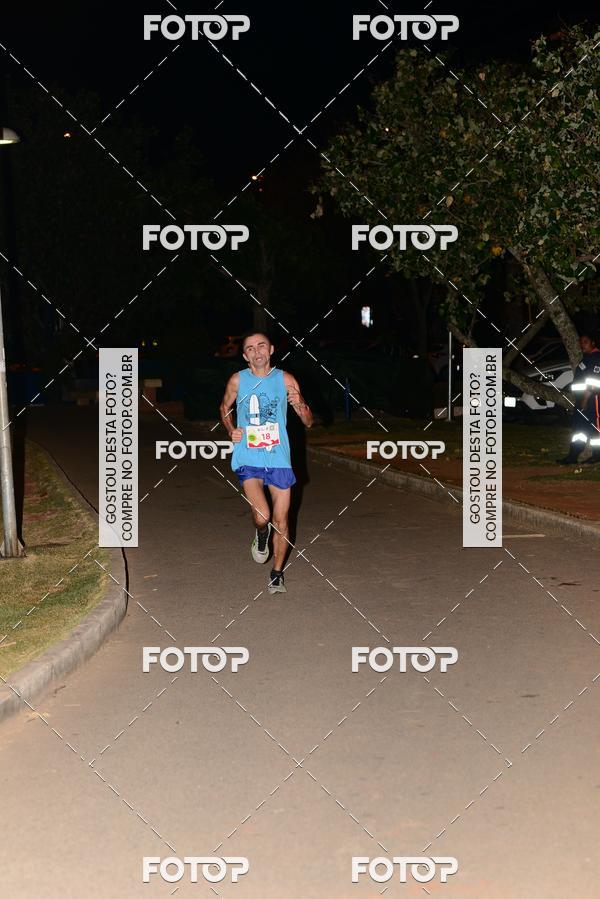 Buy your photos of the eventMarines Night Run on Fotop