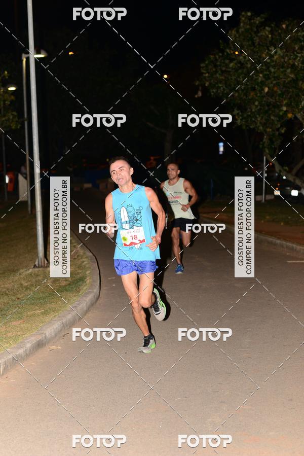 Buy your photos of the eventMarines Night Run on Fotop