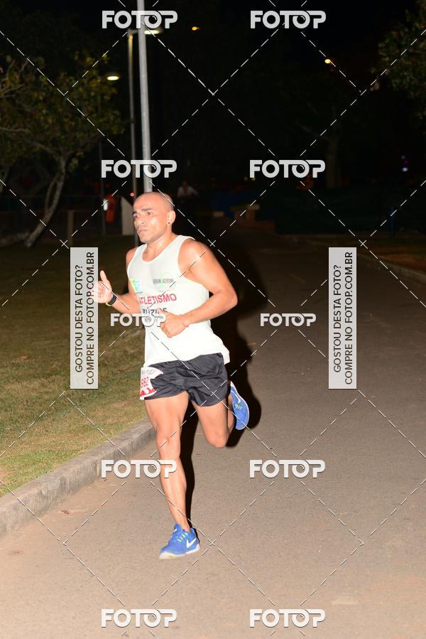 Buy your photos of the eventMarines Night Run on Fotop