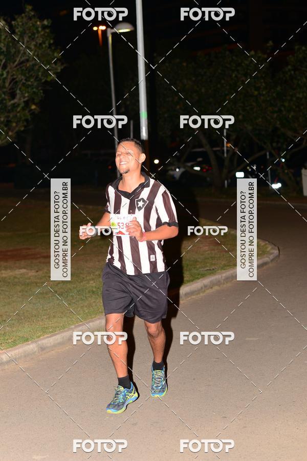 Buy your photos of the eventMarines Night Run on Fotop