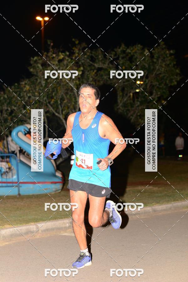 Buy your photos of the eventMarines Night Run on Fotop