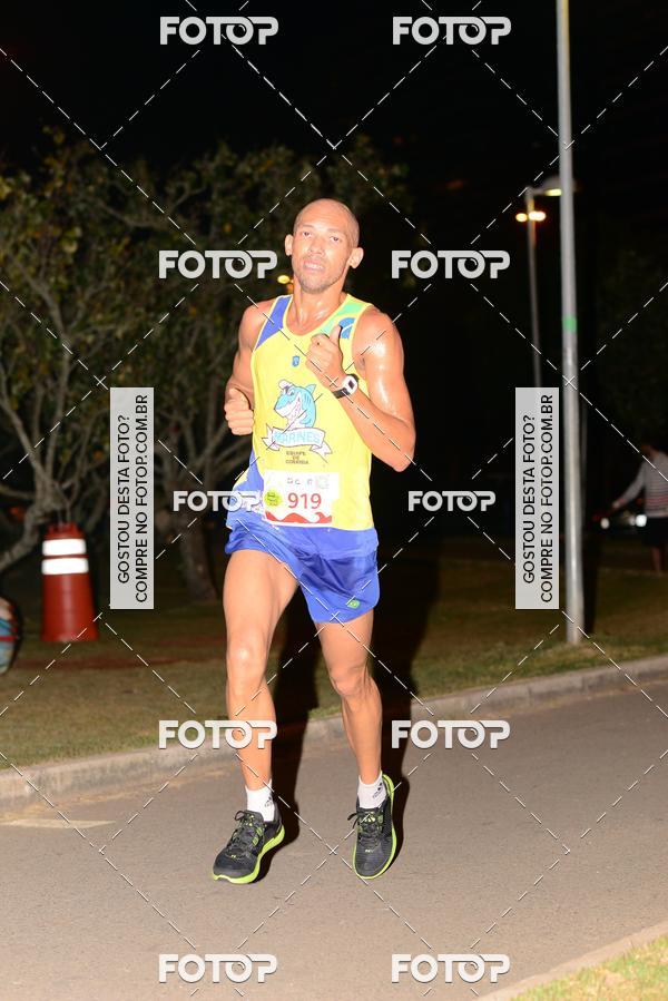 Buy your photos of the eventMarines Night Run on Fotop