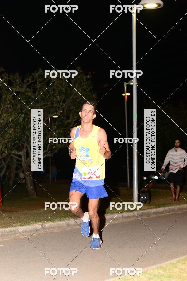 Buy your photos of the eventMarines Night Run on Fotop