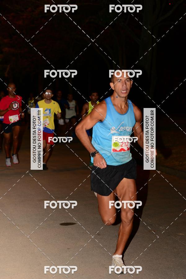 Buy your photos of the eventMarines Night Run on Fotop