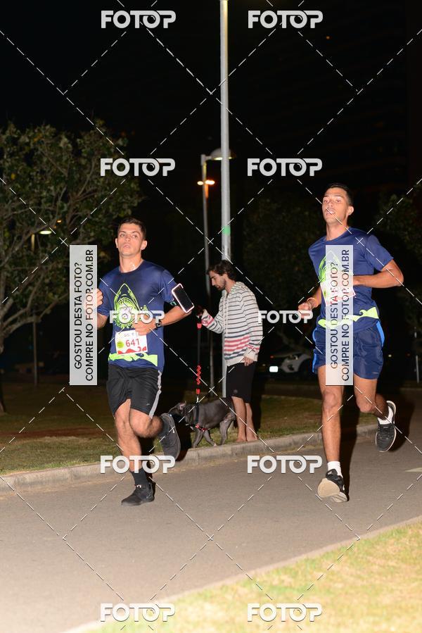 Buy your photos of the eventMarines Night Run on Fotop