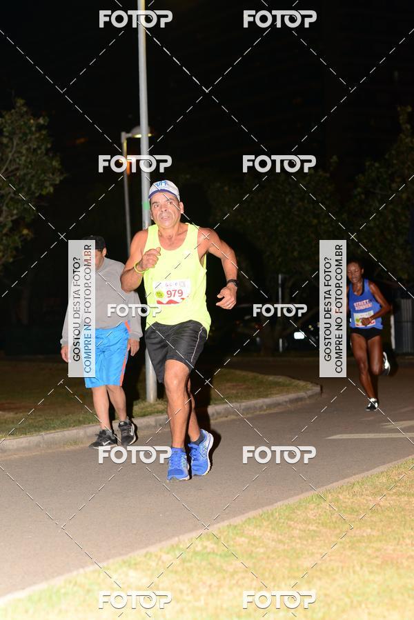 Buy your photos of the eventMarines Night Run on Fotop
