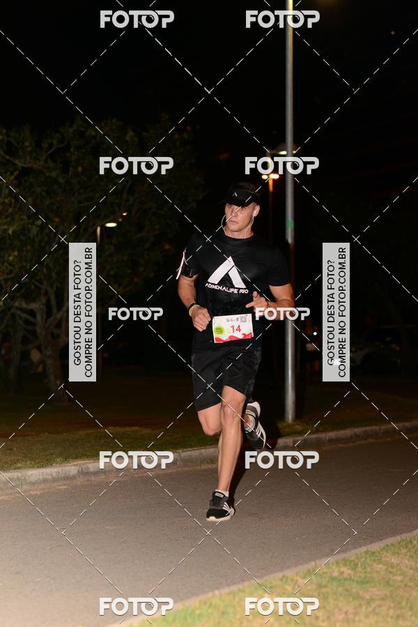 Buy your photos of the eventMarines Night Run on Fotop
