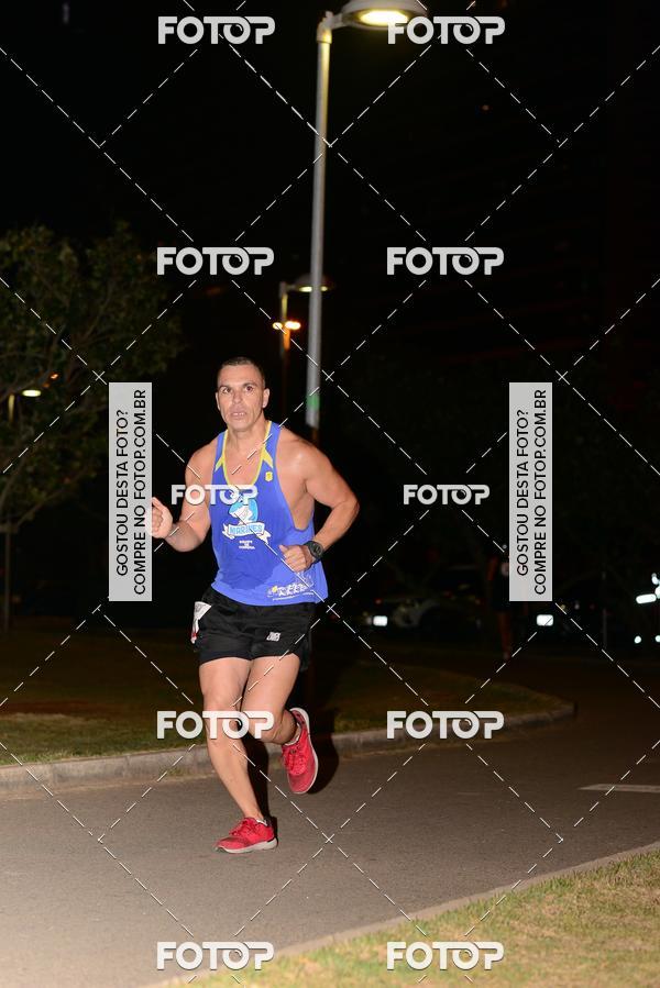 Buy your photos of the eventMarines Night Run on Fotop