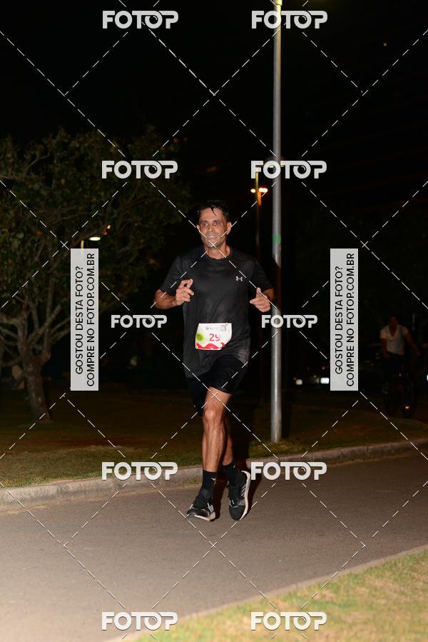 Buy your photos of the eventMarines Night Run on Fotop