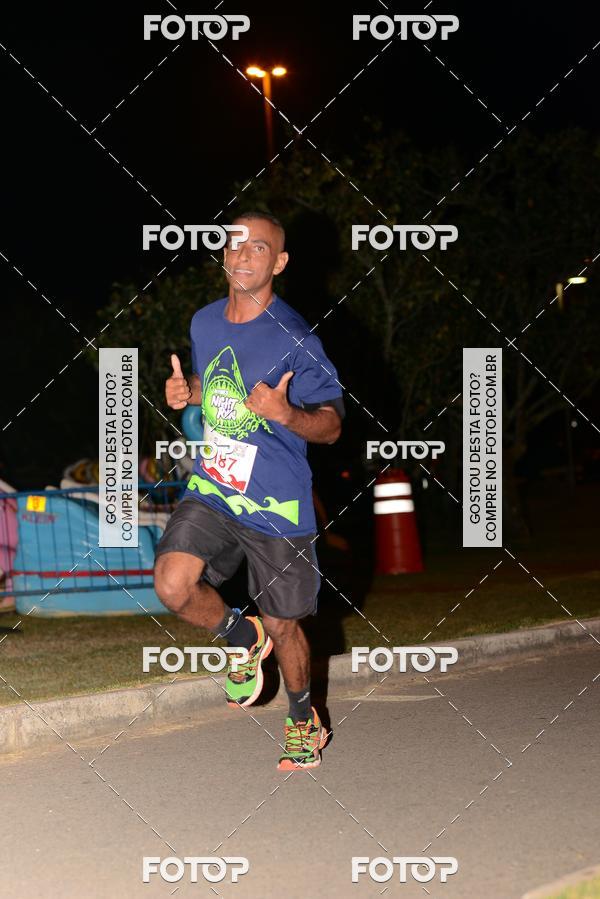 Buy your photos of the eventMarines Night Run on Fotop