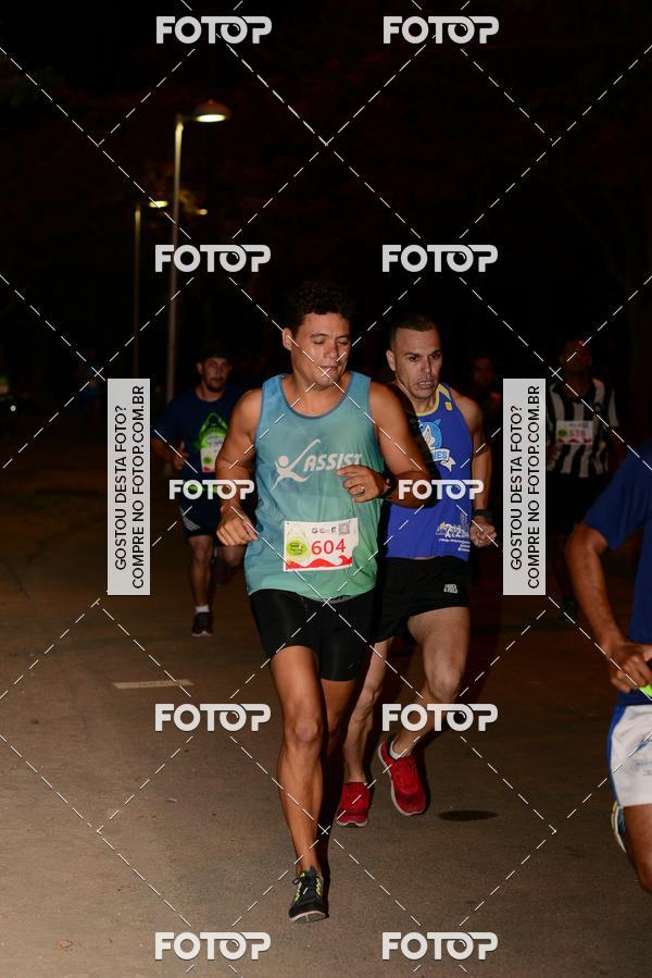 Buy your photos of the eventMarines Night Run on Fotop