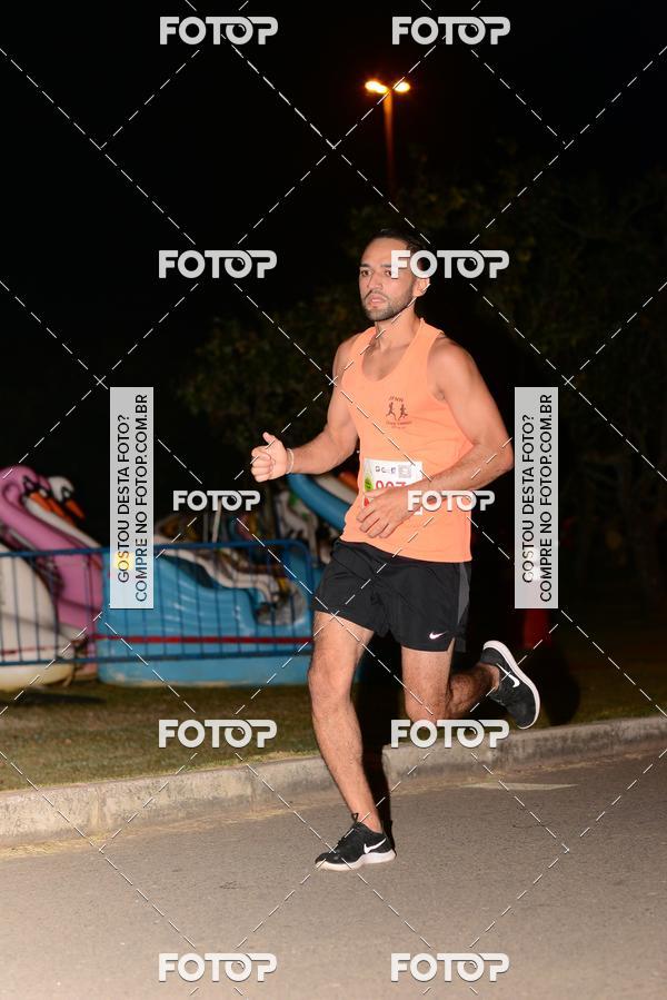 Buy your photos of the eventMarines Night Run on Fotop