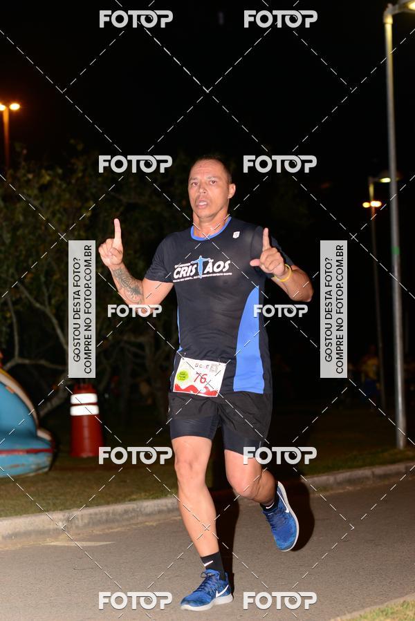 Buy your photos of the eventMarines Night Run on Fotop