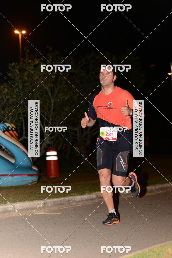 Buy your photos of the eventMarines Night Run on Fotop