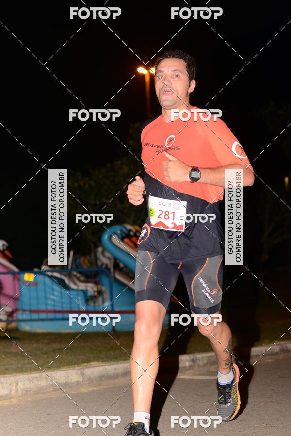 Buy your photos of the eventMarines Night Run on Fotop