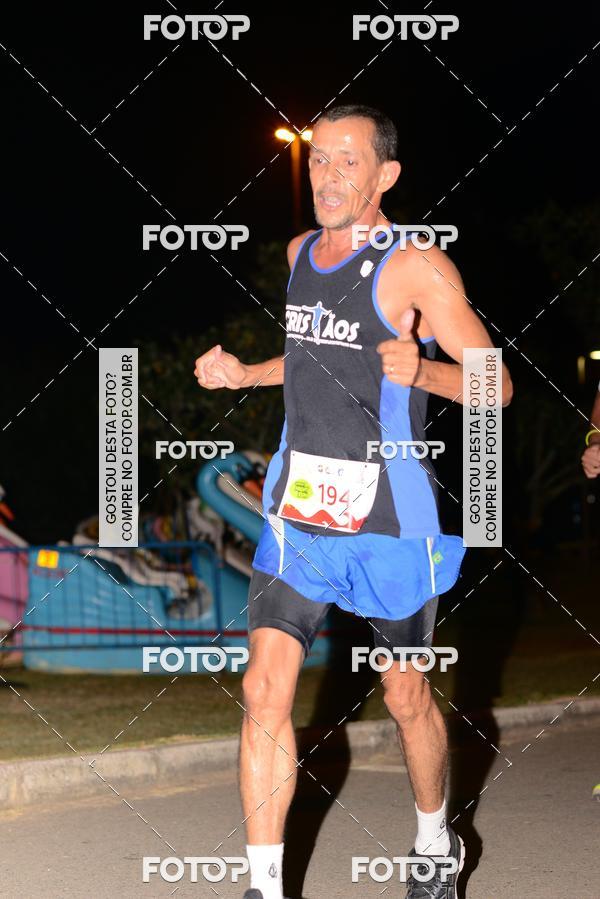 Buy your photos of the eventMarines Night Run on Fotop