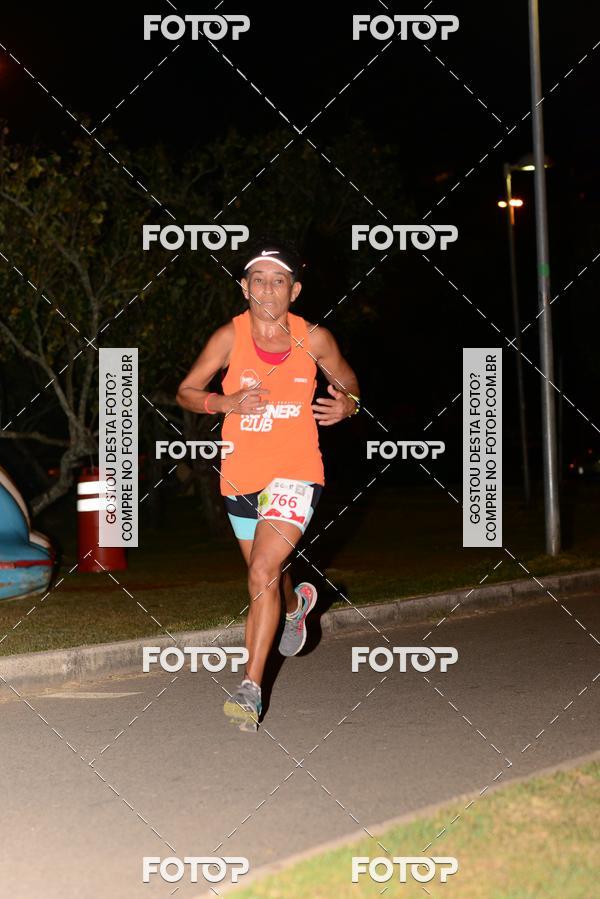 Buy your photos of the eventMarines Night Run on Fotop