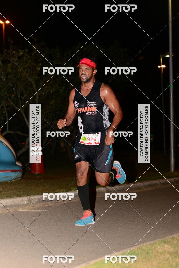 Buy your photos of the eventMarines Night Run on Fotop