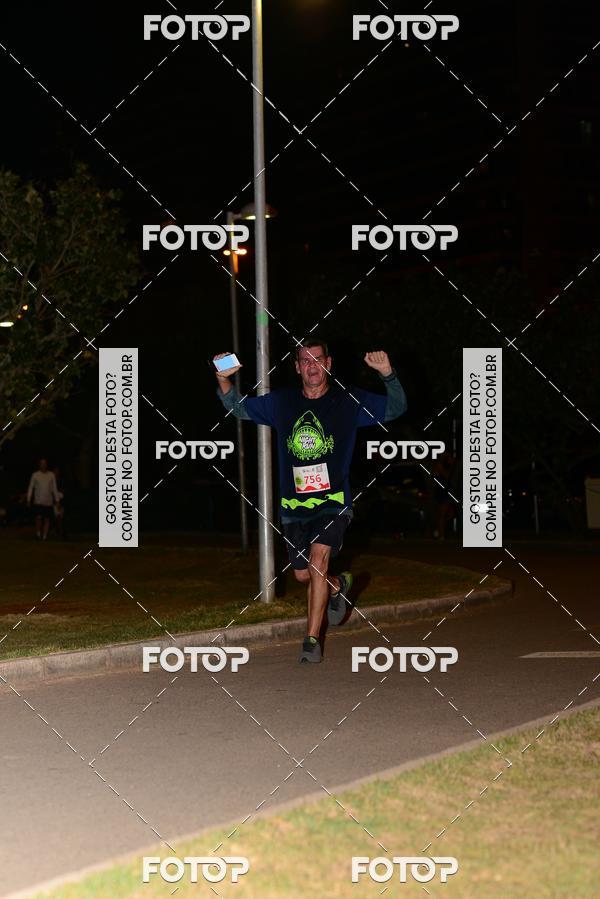 Buy your photos of the eventMarines Night Run on Fotop
