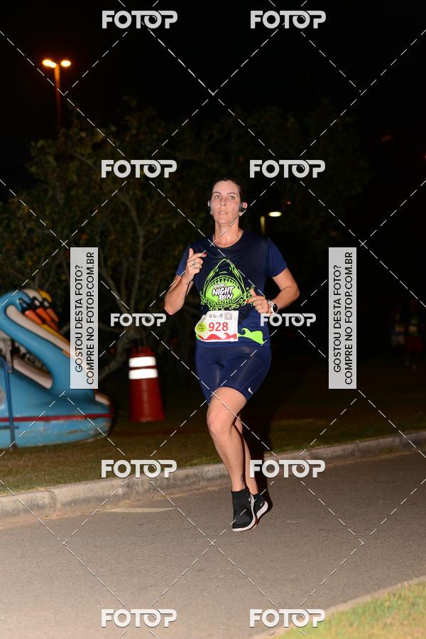 Buy your photos of the eventMarines Night Run on Fotop