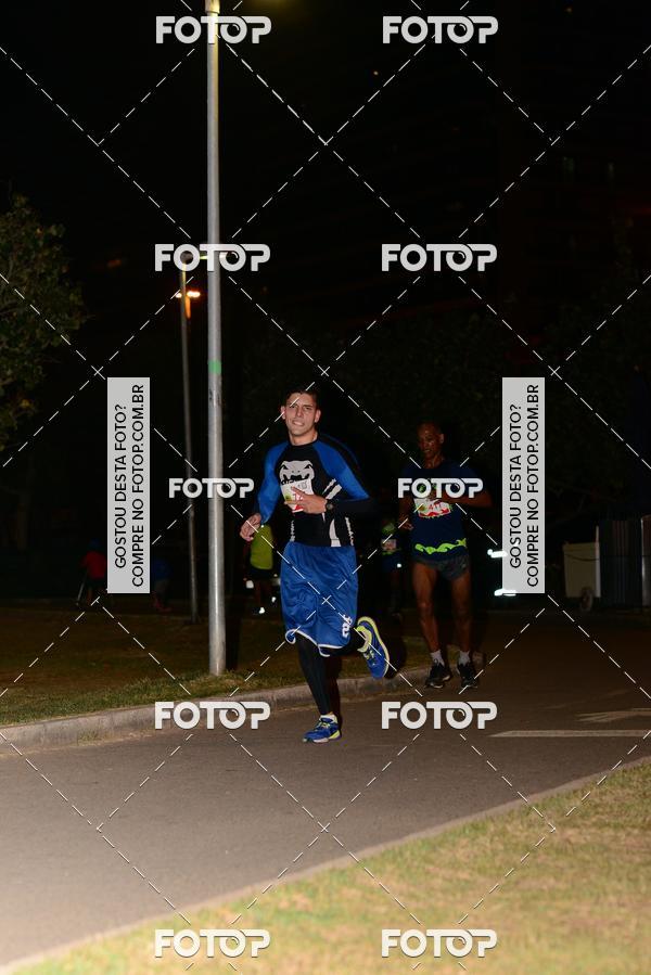 Buy your photos of the eventMarines Night Run on Fotop