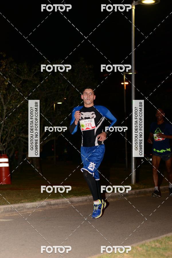 Buy your photos of the eventMarines Night Run on Fotop