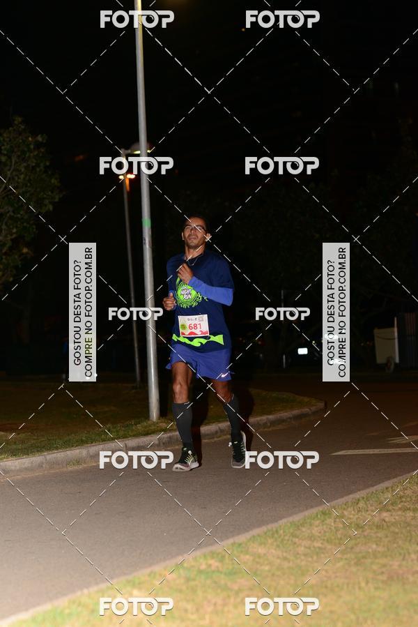 Buy your photos of the eventMarines Night Run on Fotop