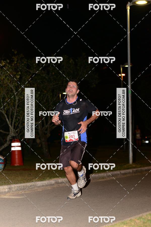 Buy your photos of the eventMarines Night Run on Fotop