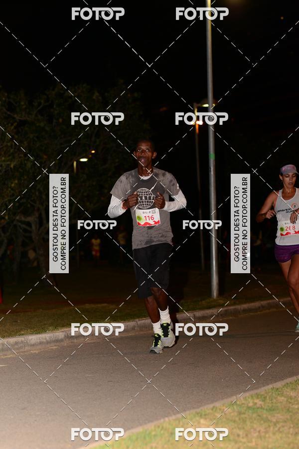 Buy your photos of the eventMarines Night Run on Fotop