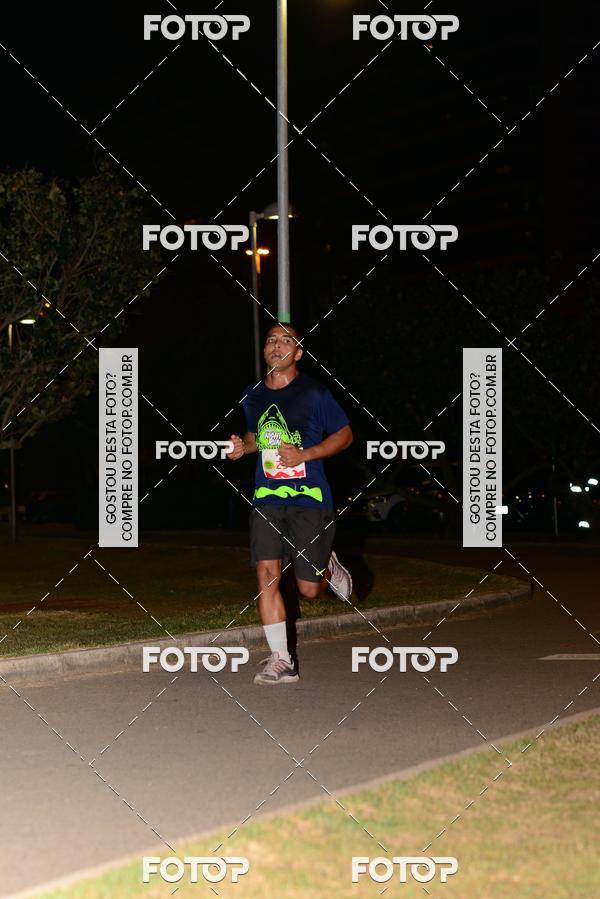 Buy your photos of the eventMarines Night Run on Fotop