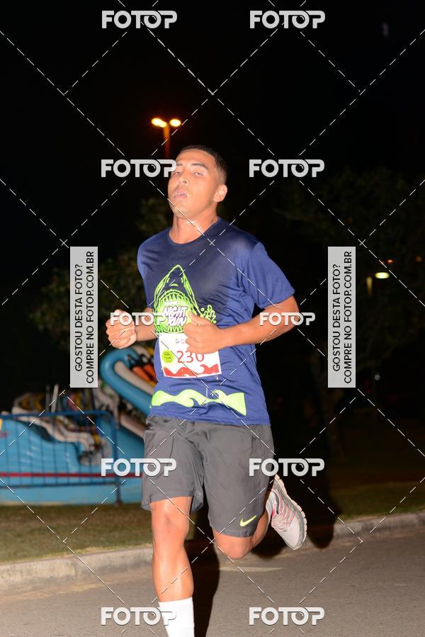 Buy your photos of the eventMarines Night Run on Fotop