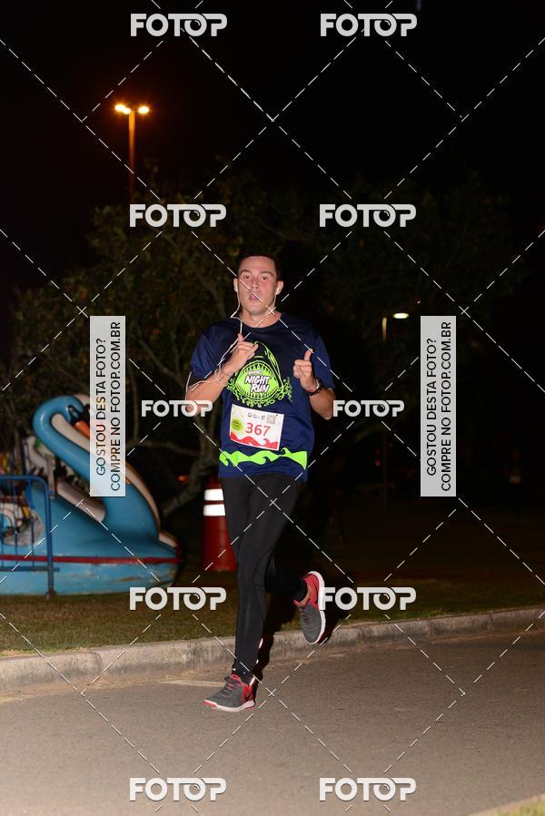 Buy your photos of the eventMarines Night Run on Fotop