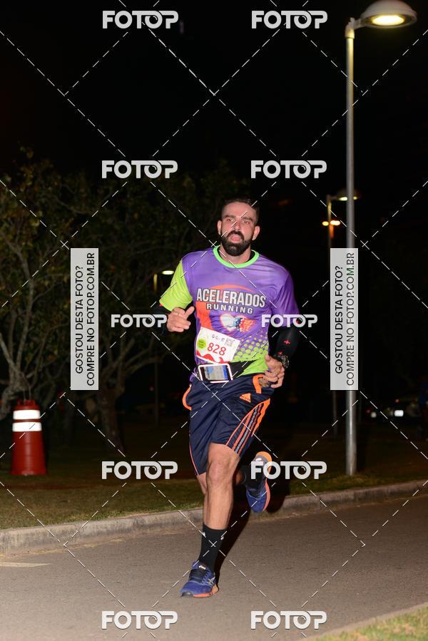 Buy your photos of the eventMarines Night Run on Fotop