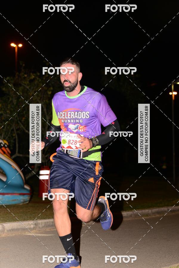 Buy your photos of the eventMarines Night Run on Fotop