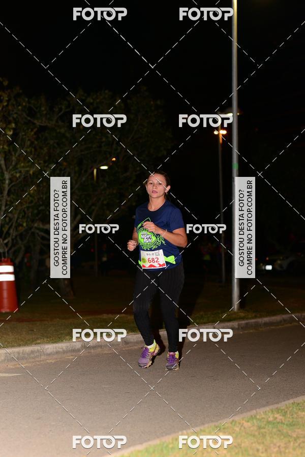 Buy your photos of the eventMarines Night Run on Fotop