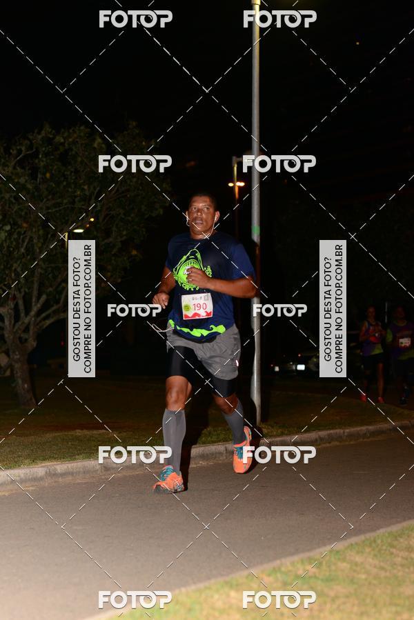 Buy your photos of the eventMarines Night Run on Fotop