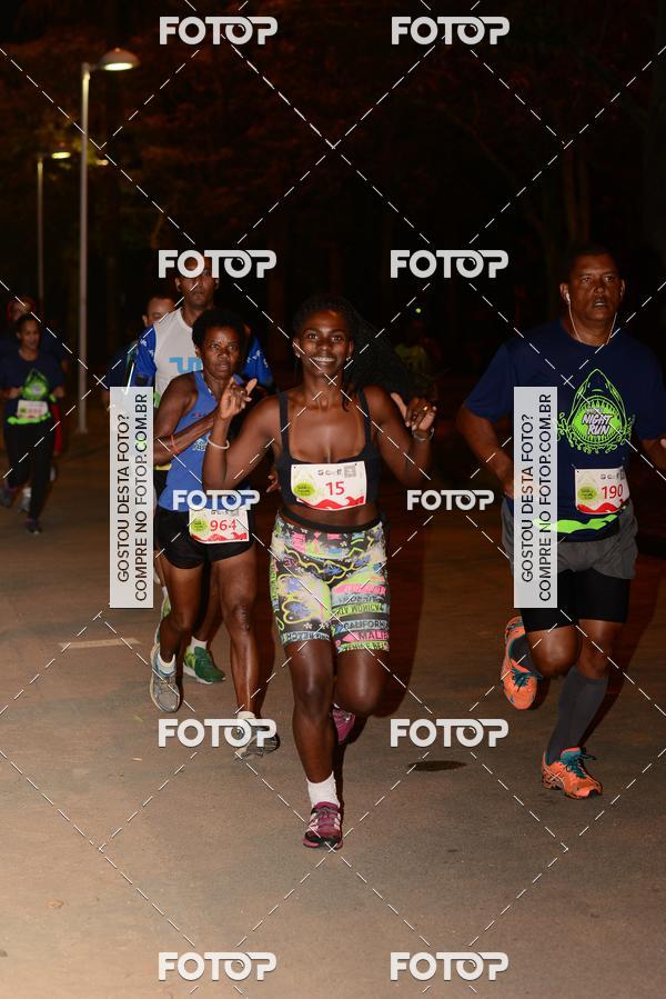 Buy your photos of the eventMarines Night Run on Fotop