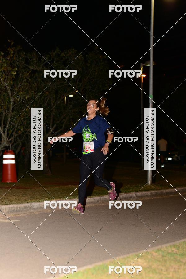 Buy your photos of the eventMarines Night Run on Fotop
