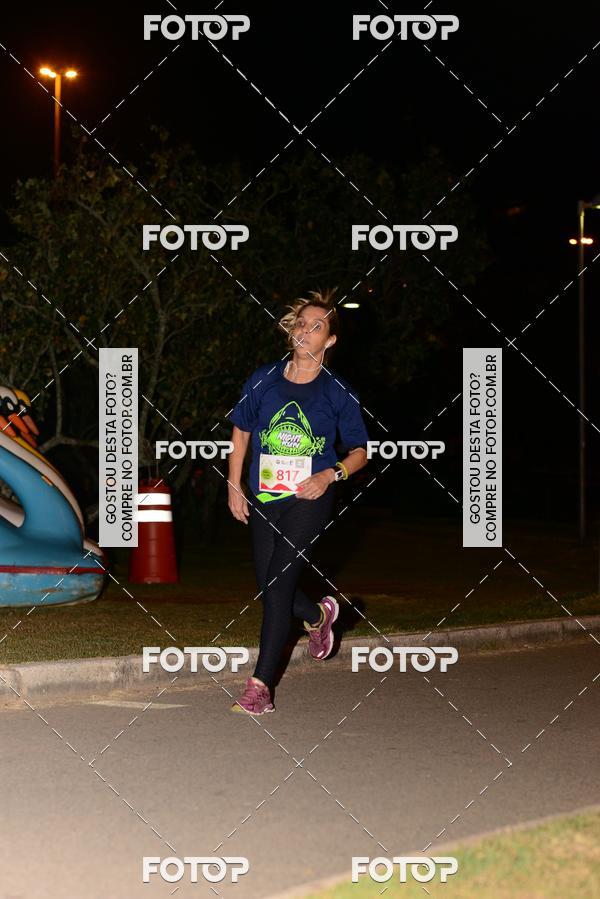 Buy your photos of the eventMarines Night Run on Fotop