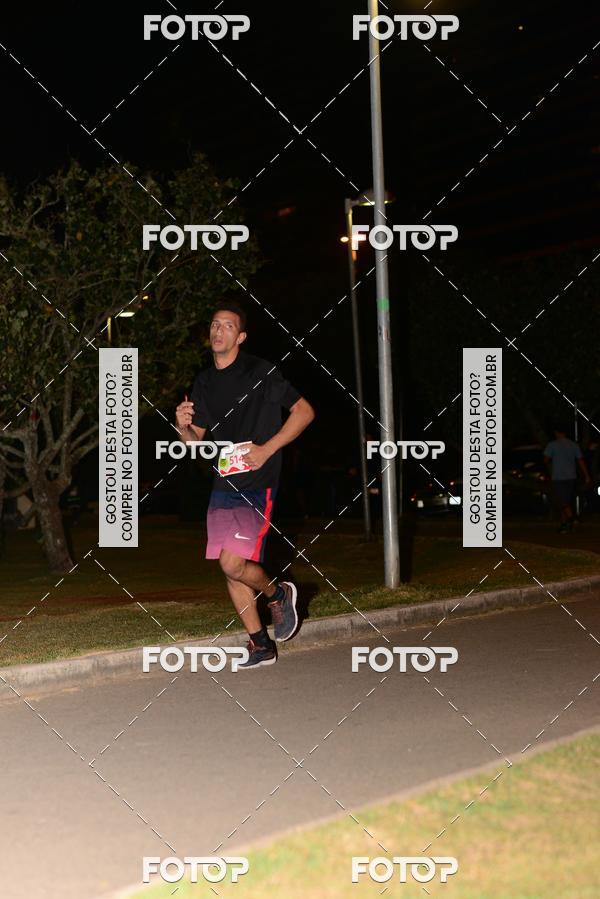 Buy your photos of the eventMarines Night Run on Fotop